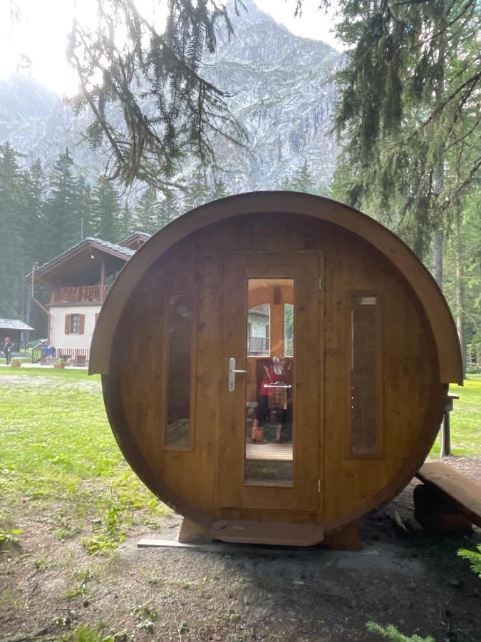Wildhomes Wild Wolf Lodge Courmayeur Esterno foto
