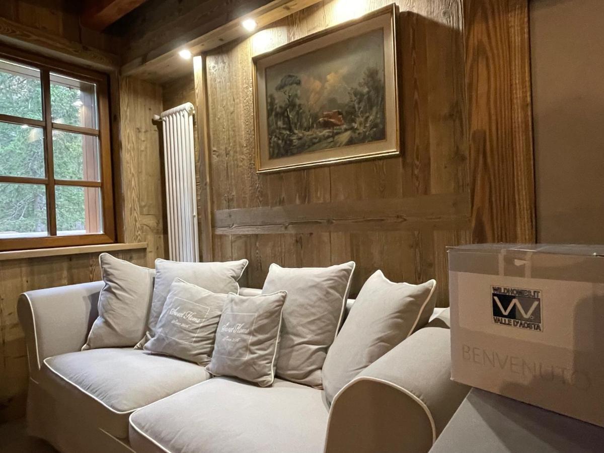 Wildhomes Wild Wolf Lodge Courmayeur Esterno foto